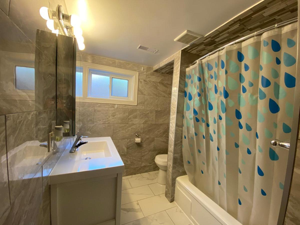 Yonge And Finch Subway !S Spacious And Modern Private Bd With Shared Bathroom Toronto Exterior foto