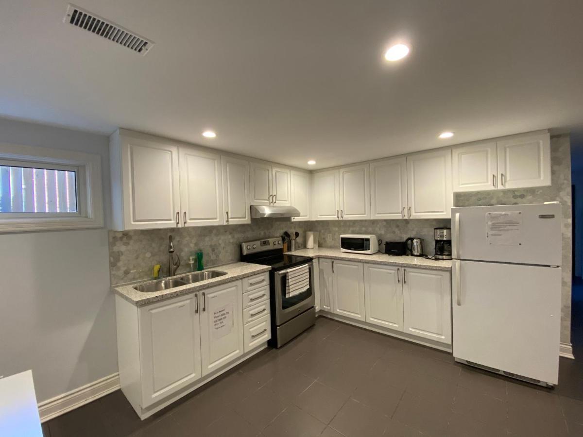 Yonge And Finch Subway !S Spacious And Modern Private Bd With Shared Bathroom Toronto Exterior foto